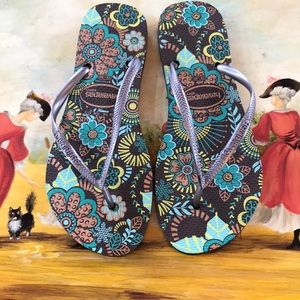 Havaianas Slim Bronze Floral Flip Flops Size 7/8